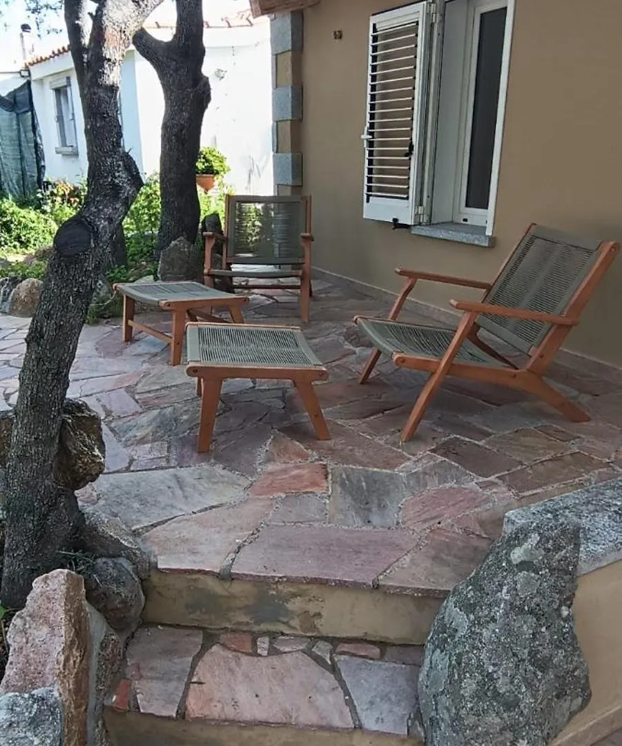 Casa Vacanza La Collina Cugnana Verde 0*,  Olaszország