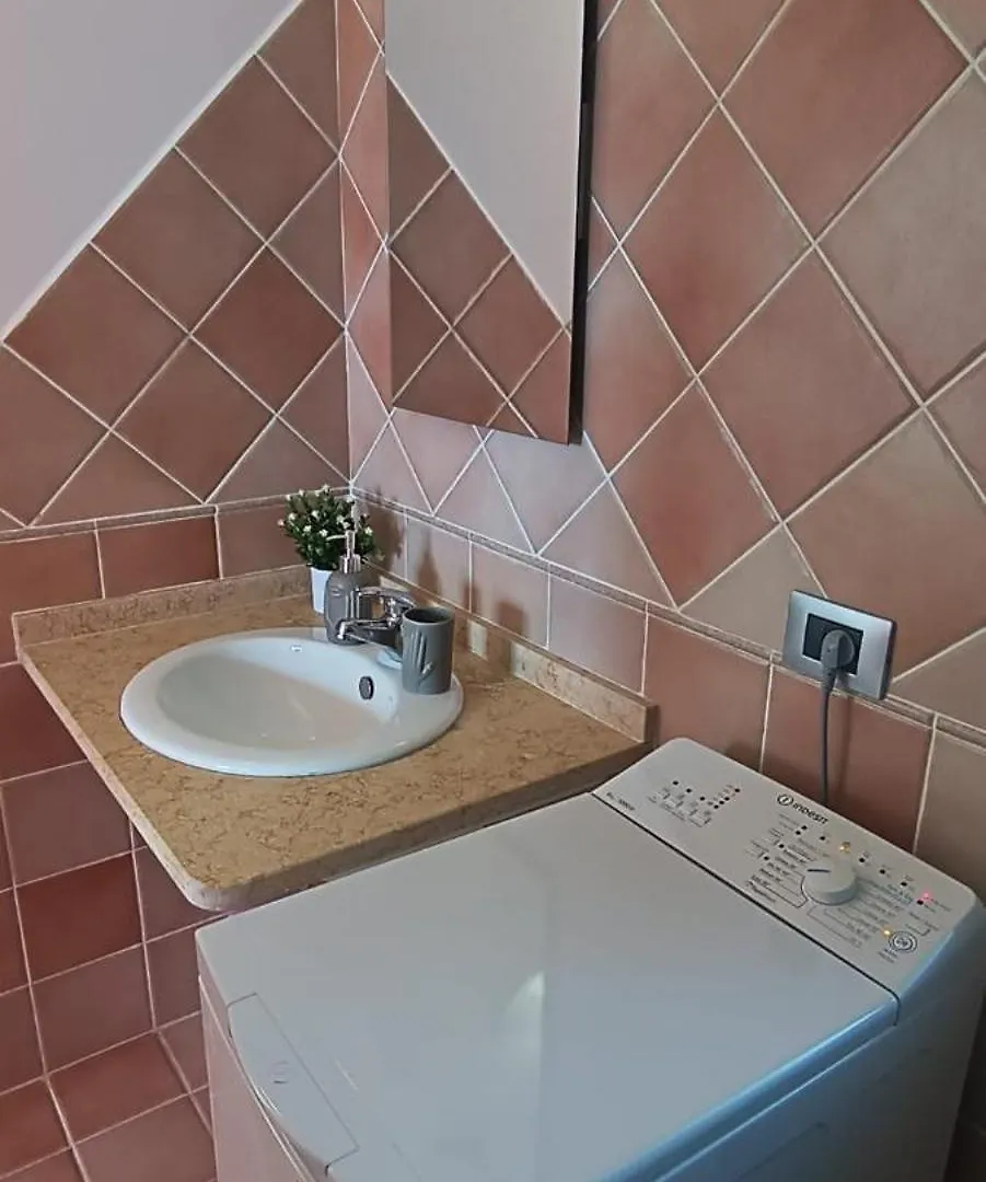 Casa Vacanza La Collina Cugnana Verde