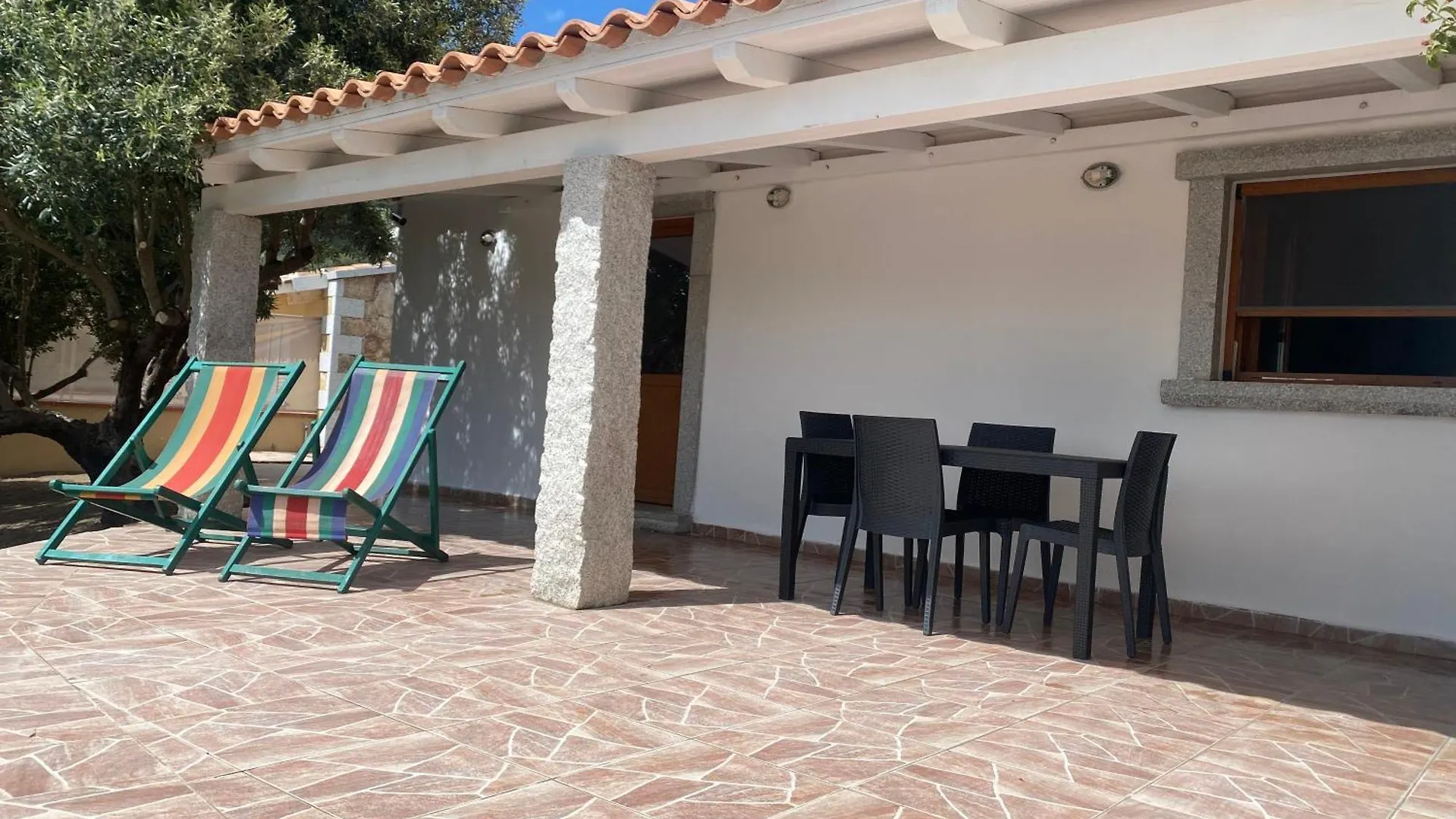 Casa Vacanza La Collina Cugnana Verde Apartman